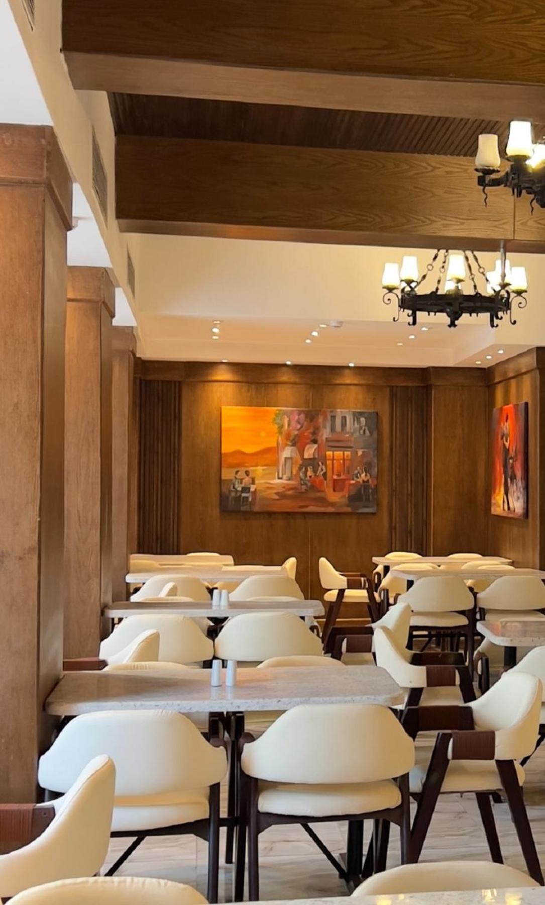 Mar Charbel Hotel Кайро Екстериор снимка