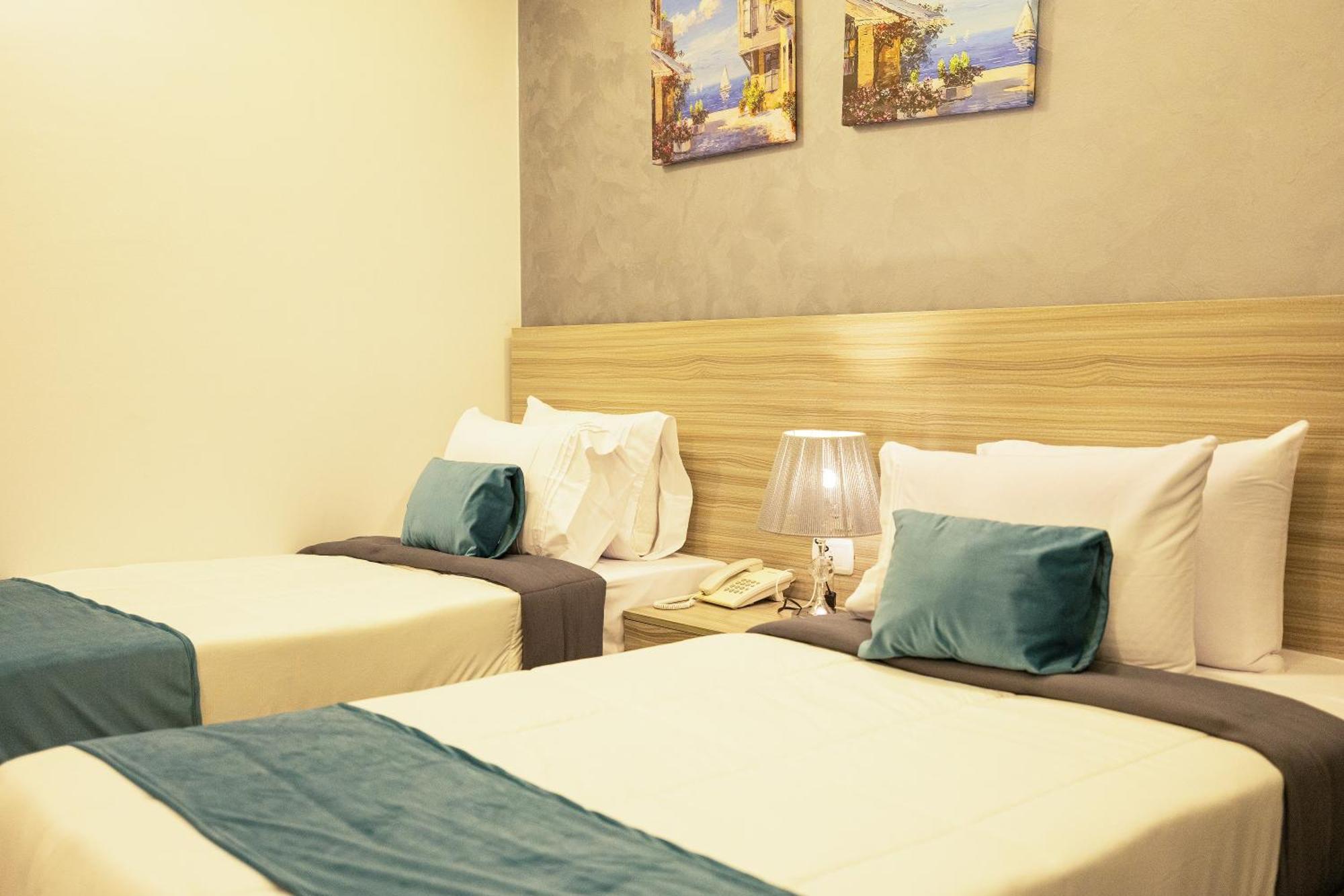 Mar Charbel Hotel Кайро Екстериор снимка