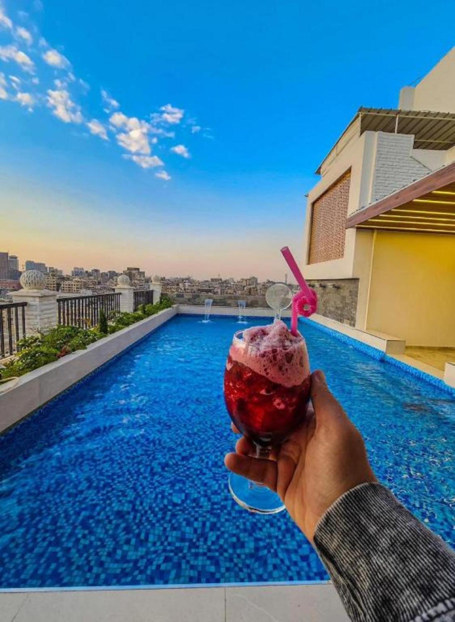 Mar Charbel Hotel Кайро Екстериор снимка